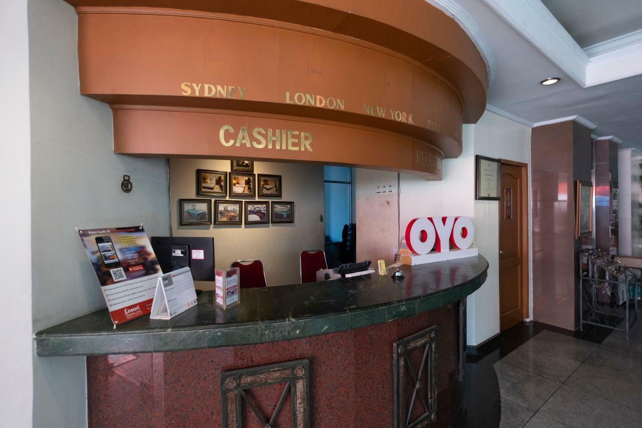 Oyo 628 Losari Metro Macasar Exterior foto